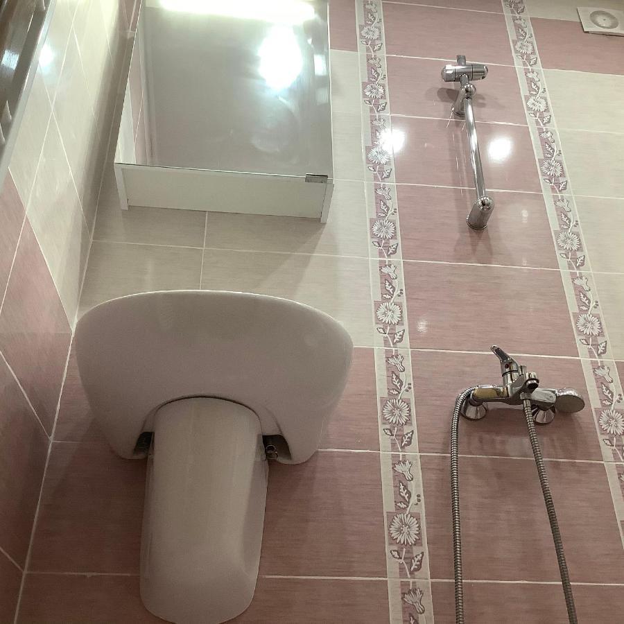 приключение в Apartment *